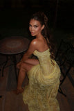 Dreamy Daffodil Sweetheart Strapless Sleeveless Lace Prom Dress Mermaid Side Split With Lace-Up Back Formal Party Gown For Women HZ0311