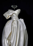 Classic Wedding Dresses Ball Gown Sweetheart Satin High Low Brides Dress Fitted Bridal Gowns HZ0311