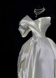 Classic Wedding Dresses Ball Gown Sweetheart Satin High Low Brides Dress Fitted Bridal Gowns HZ0311
